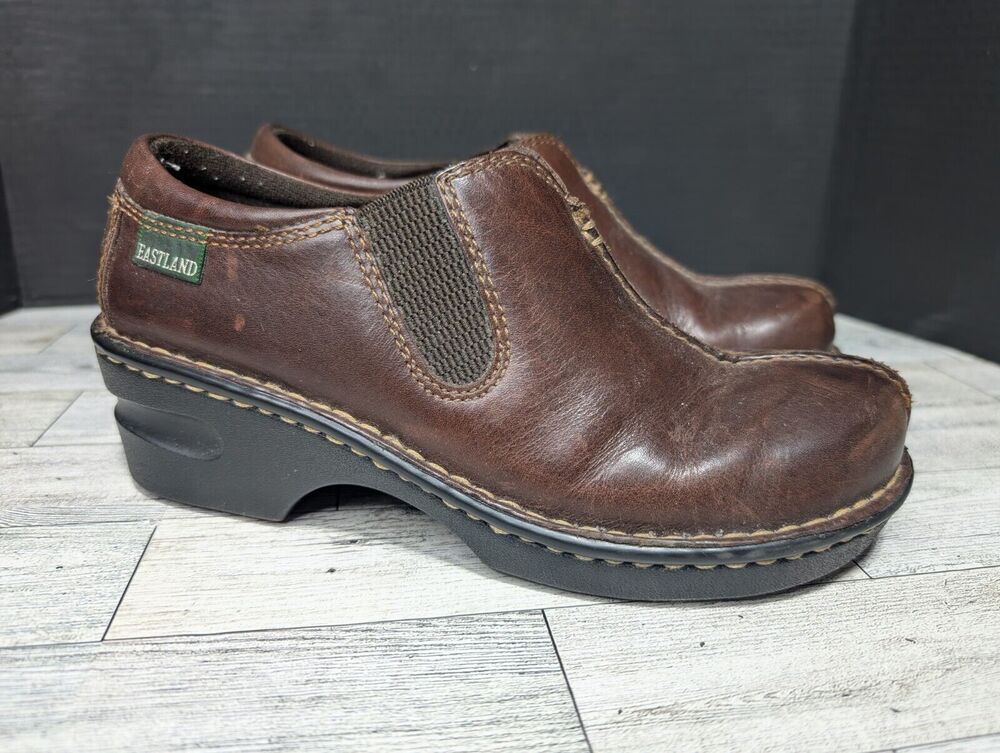 Eastland Cordovan Brown Split Toe Closed Back Slip On Clog Women's Size 7